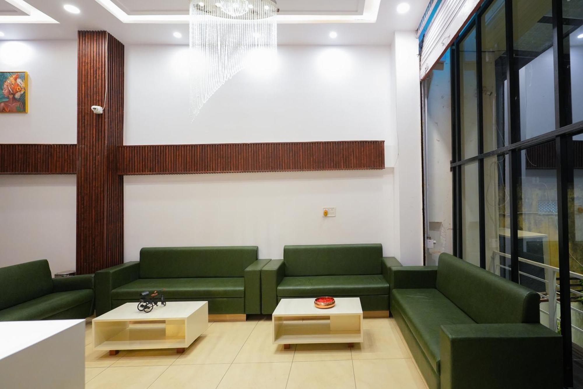 Hotel Pavitra Purnia Екстер'єр фото